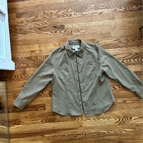 Vintage Jones Wear Sport Soft  Tan Button Down Shirt Womens size 16​ - Picture 9 of 9